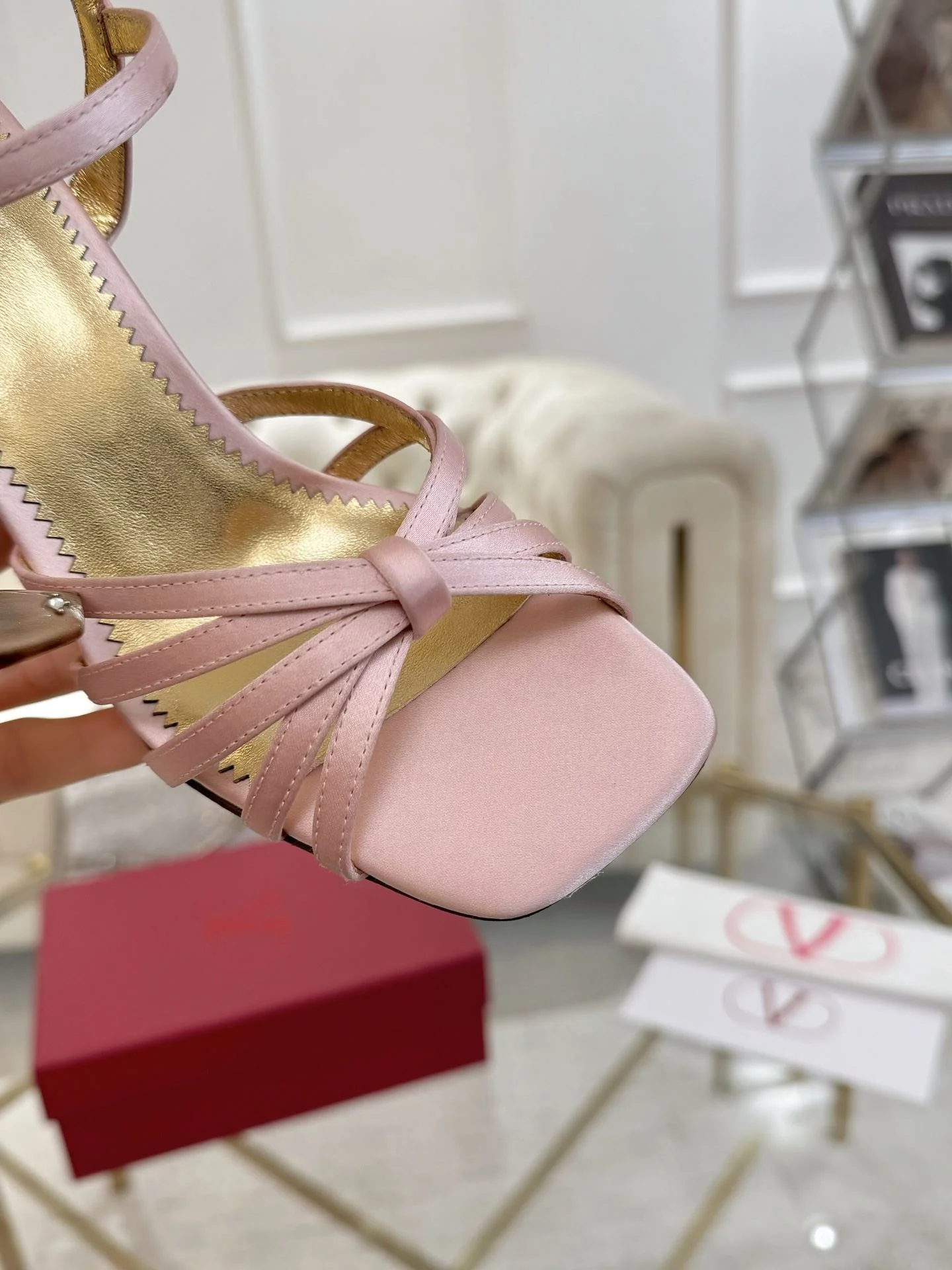 Tailored Valentino Sandals 36076