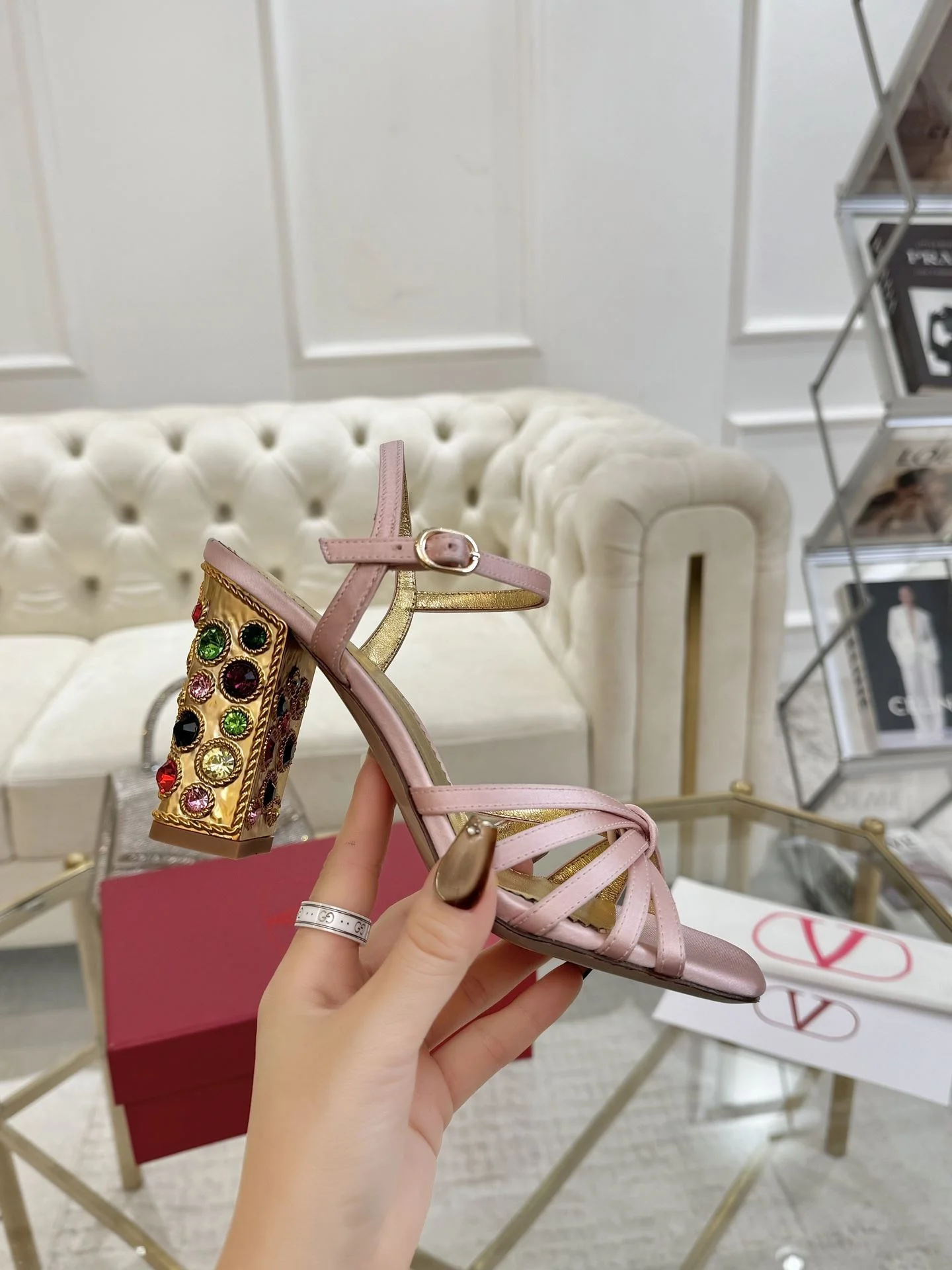 Tailored Valentino Sandals 36076