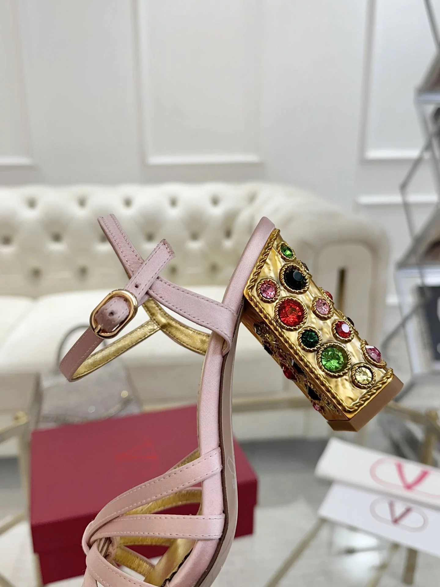 Tailored Valentino Sandals 36076