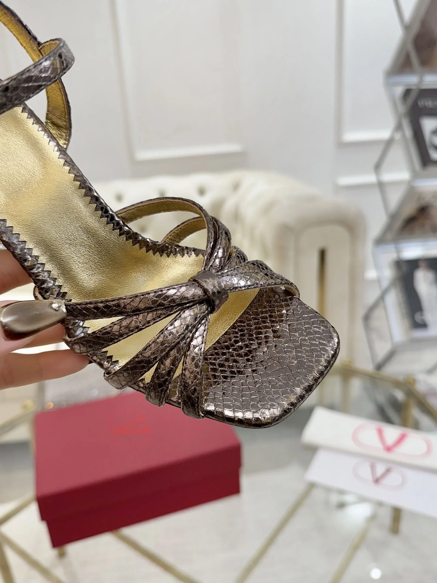 Supportive Valentino Sandals 36063