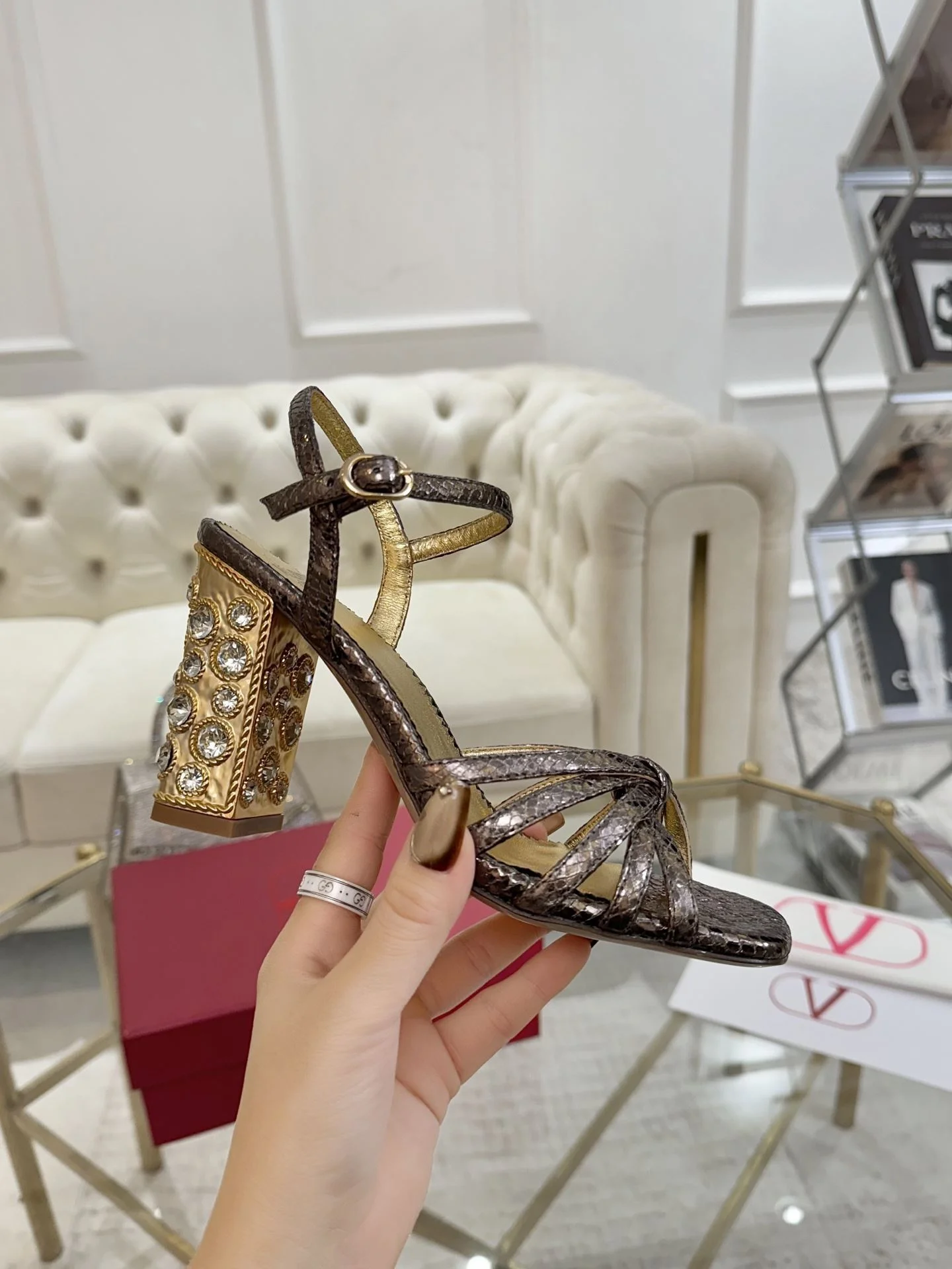Supportive Valentino Sandals 36063