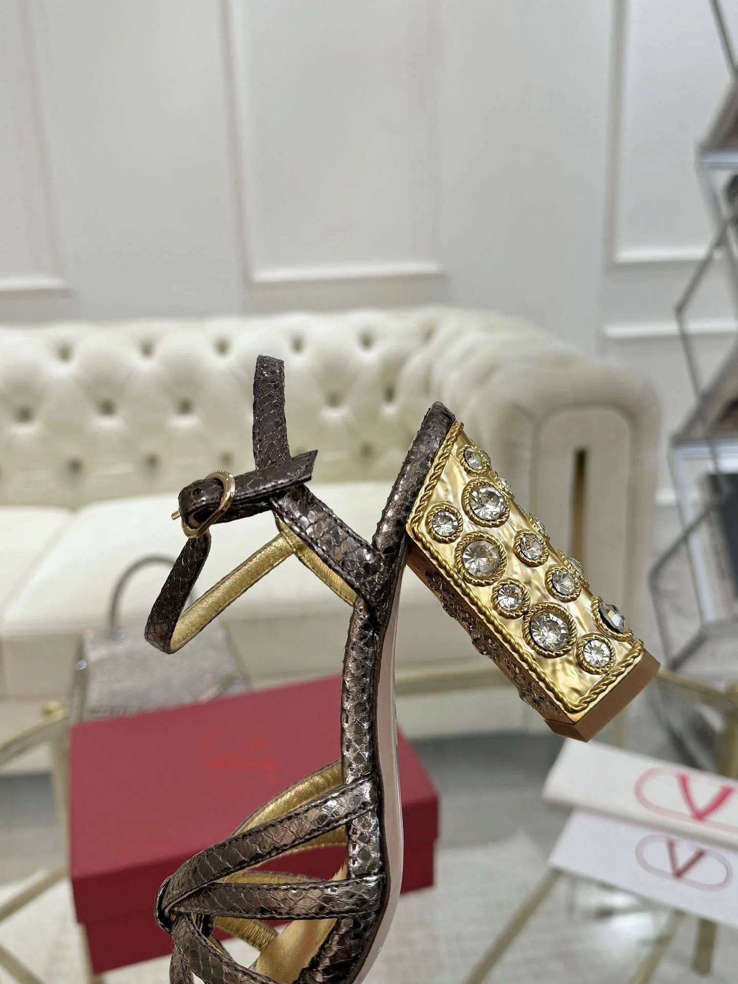 Supportive Valentino Sandals 36063