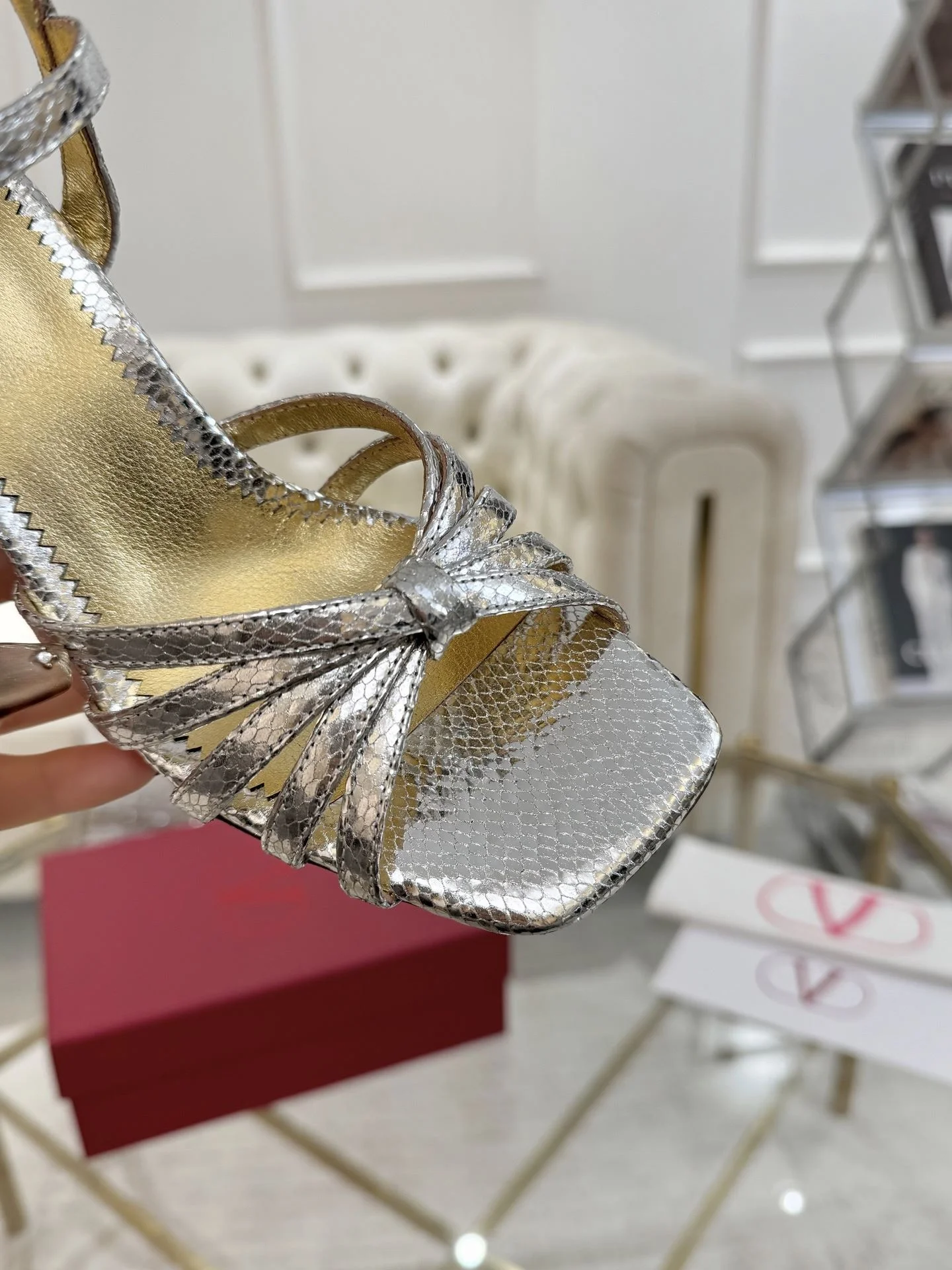 Durable Valentino Sandals 36084