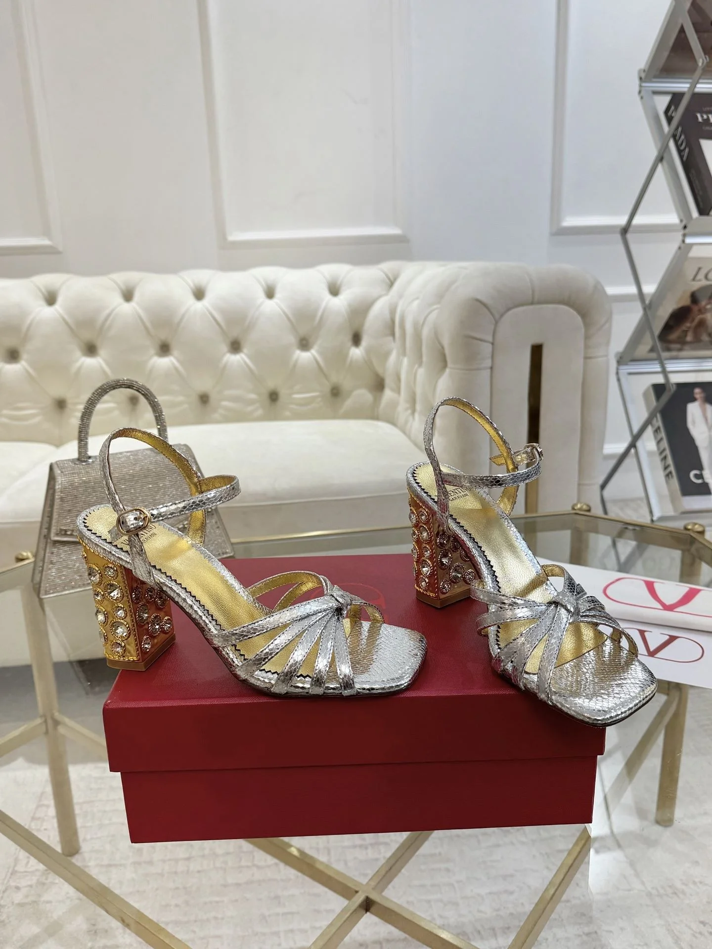 Durable Valentino Sandals 36084