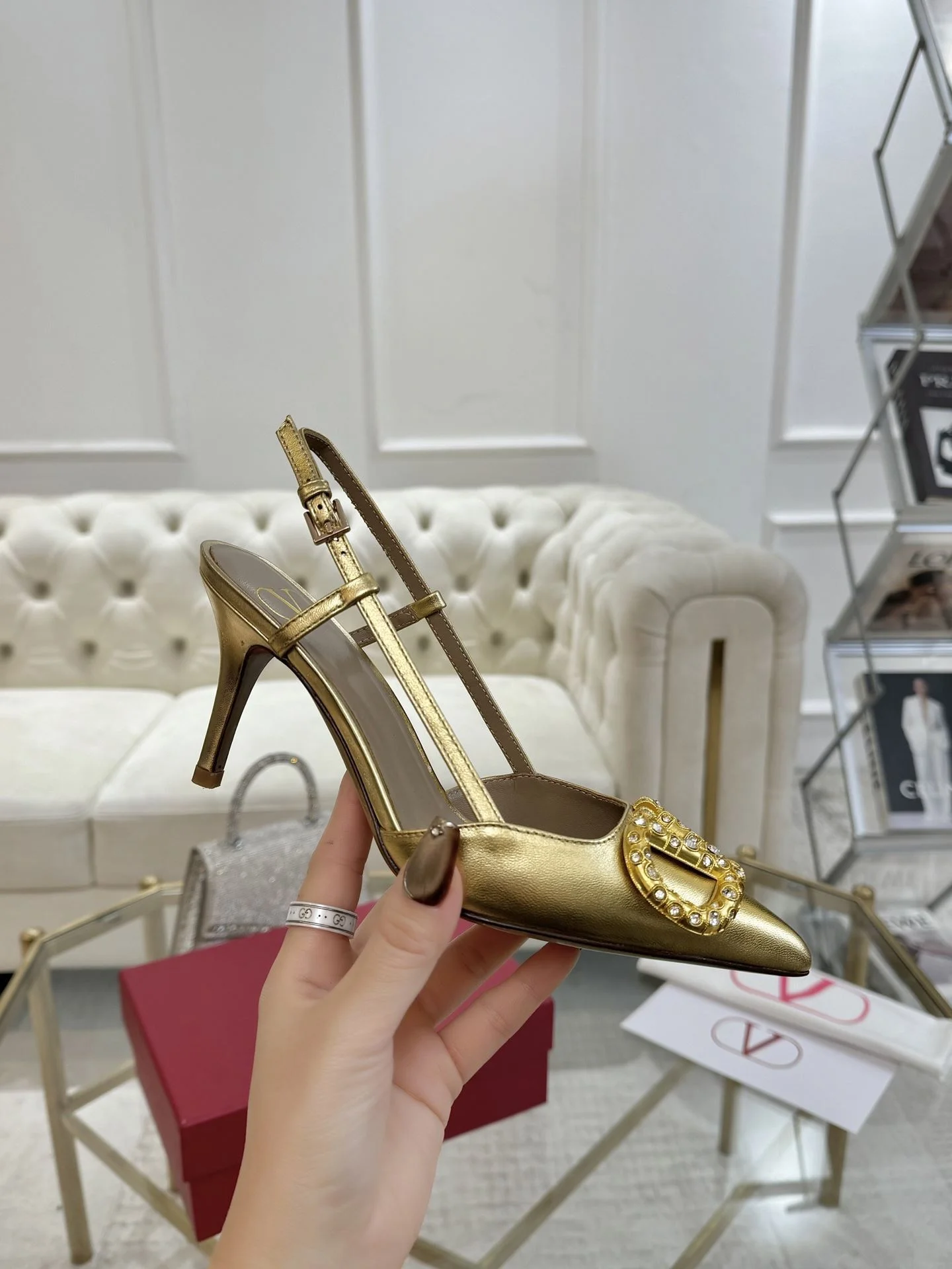Valentino Sandals Practical 36059