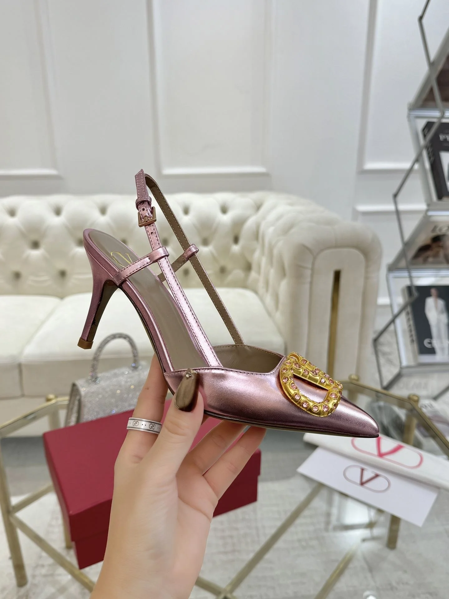 Valentino Sandals Fashionable 36075