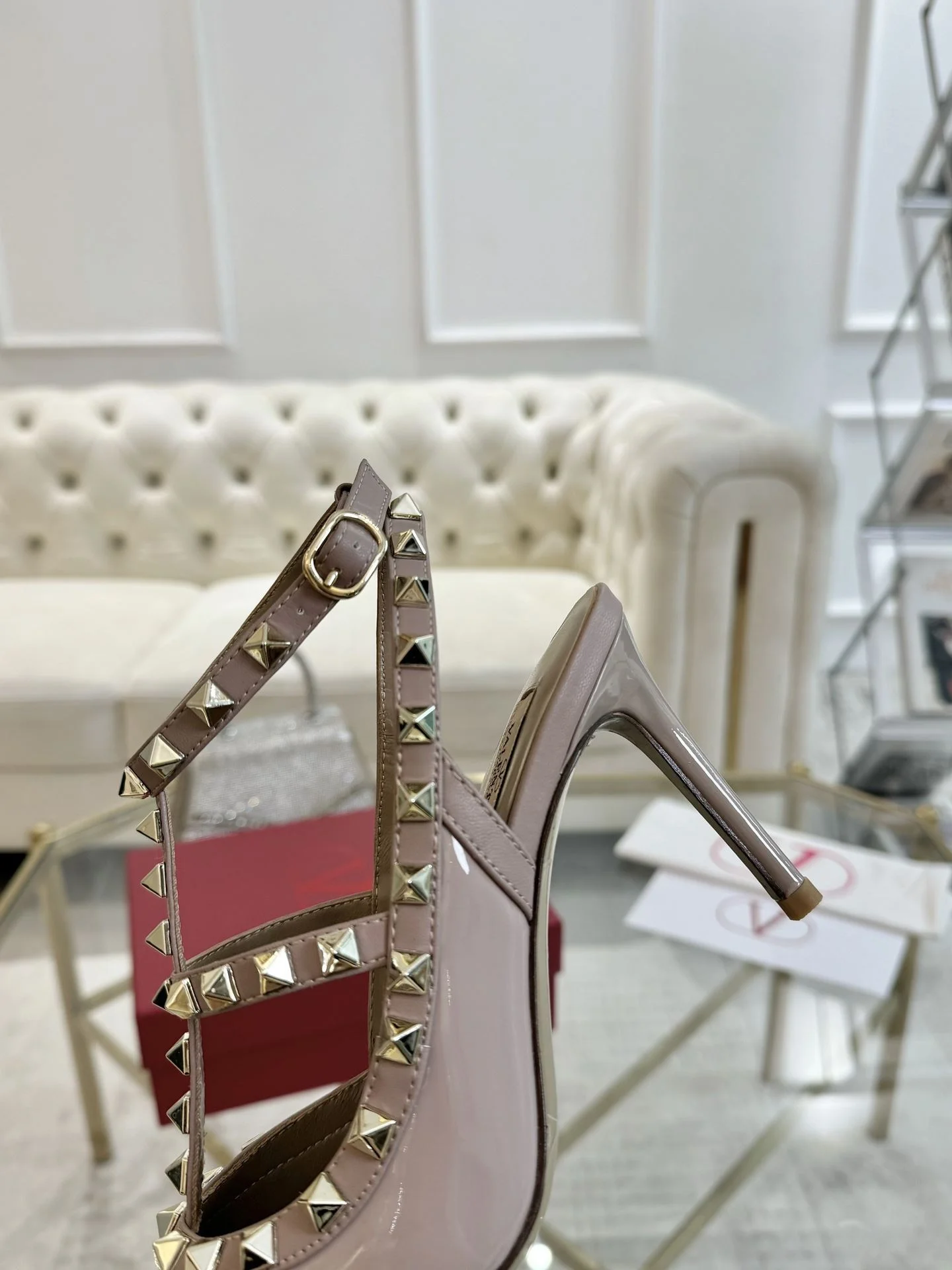 Valentino Sandals Practical 36083
