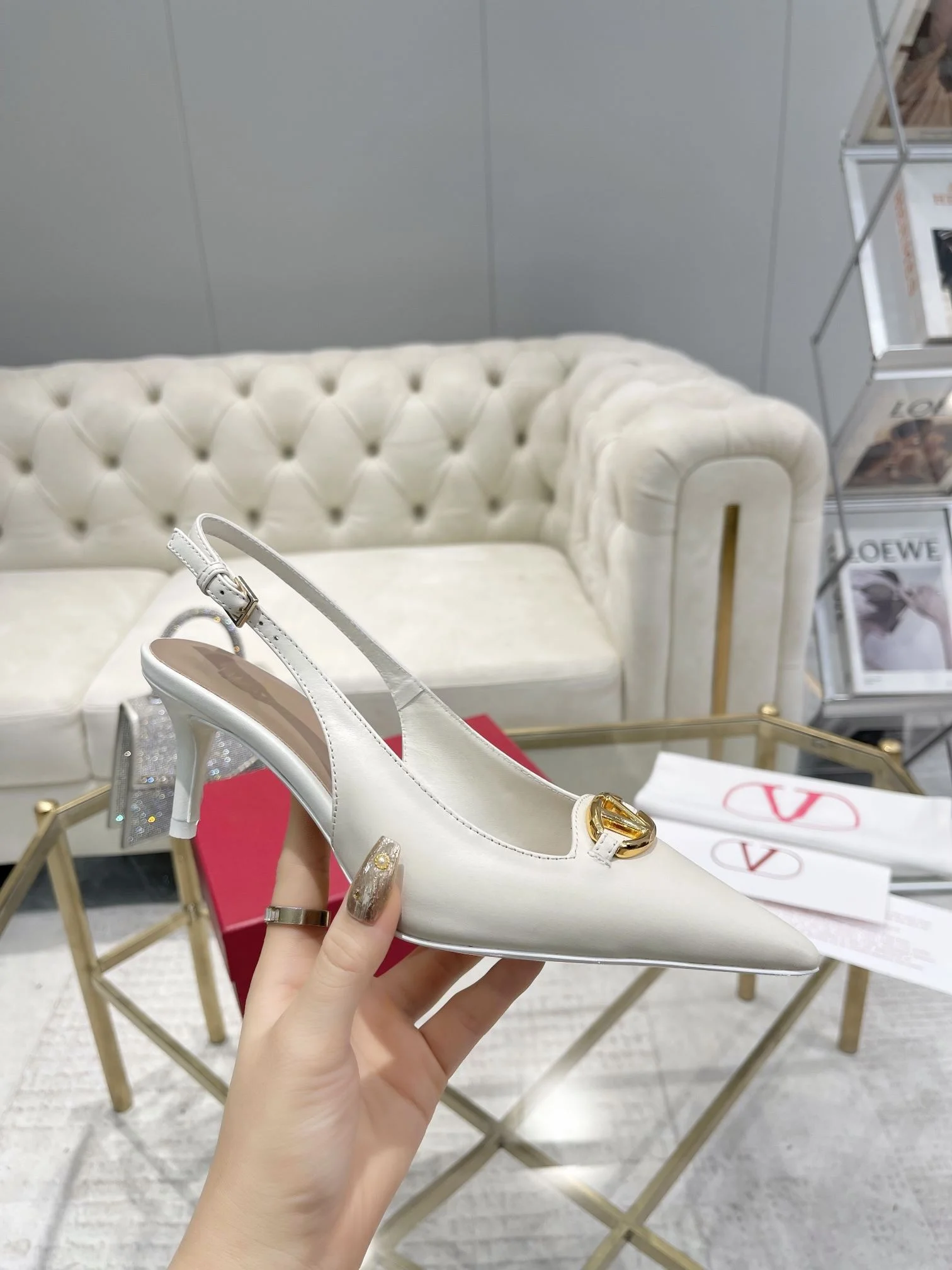Valentino Sandals Popular 36061