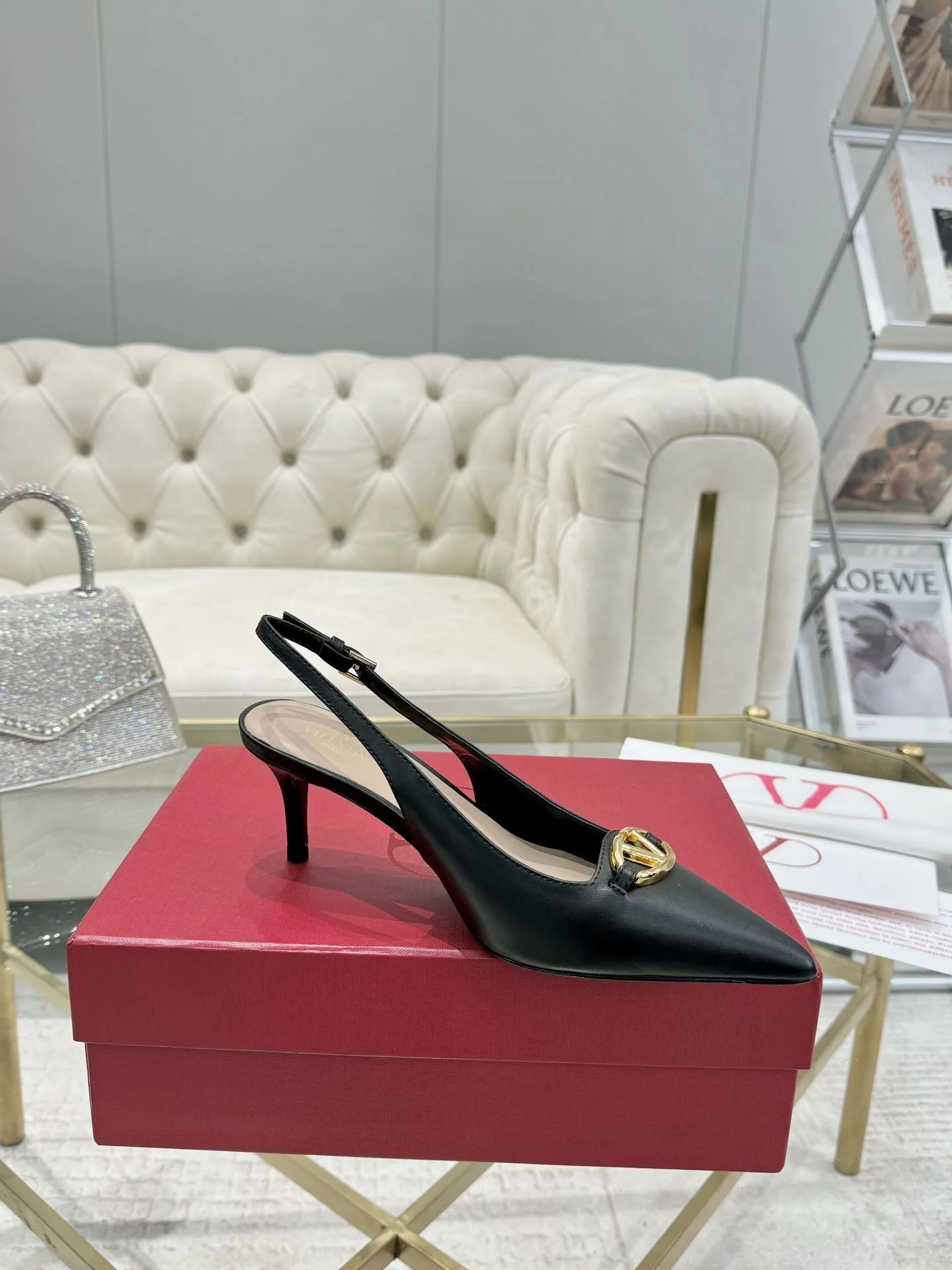 Unique Valentino Sandals 36060