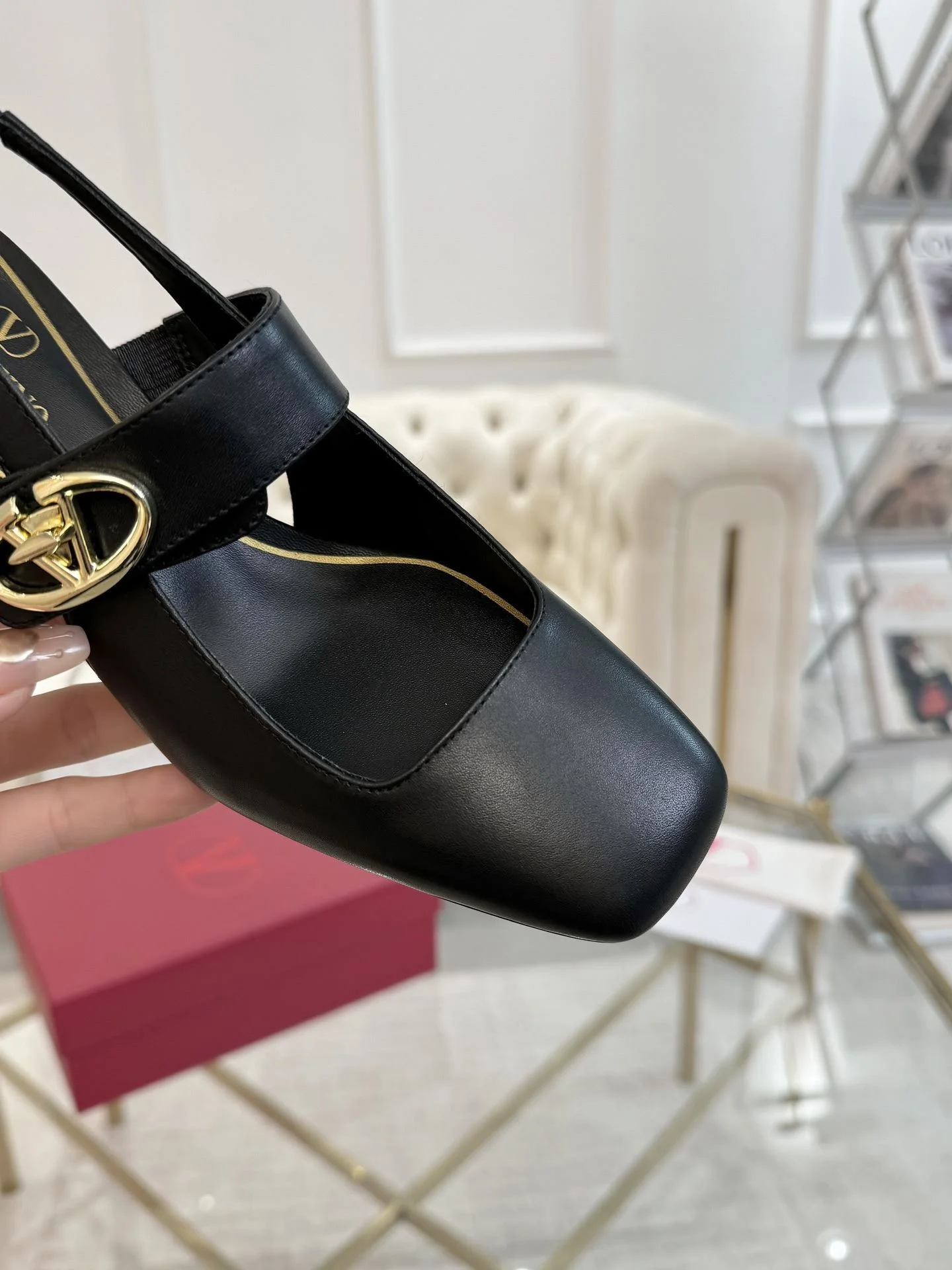 UrbanStyle Valentino Sandals 36057