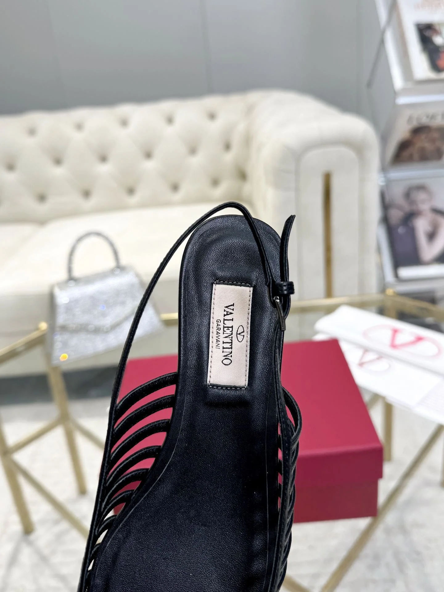 Valentino Sandals UrbanStyle 36054