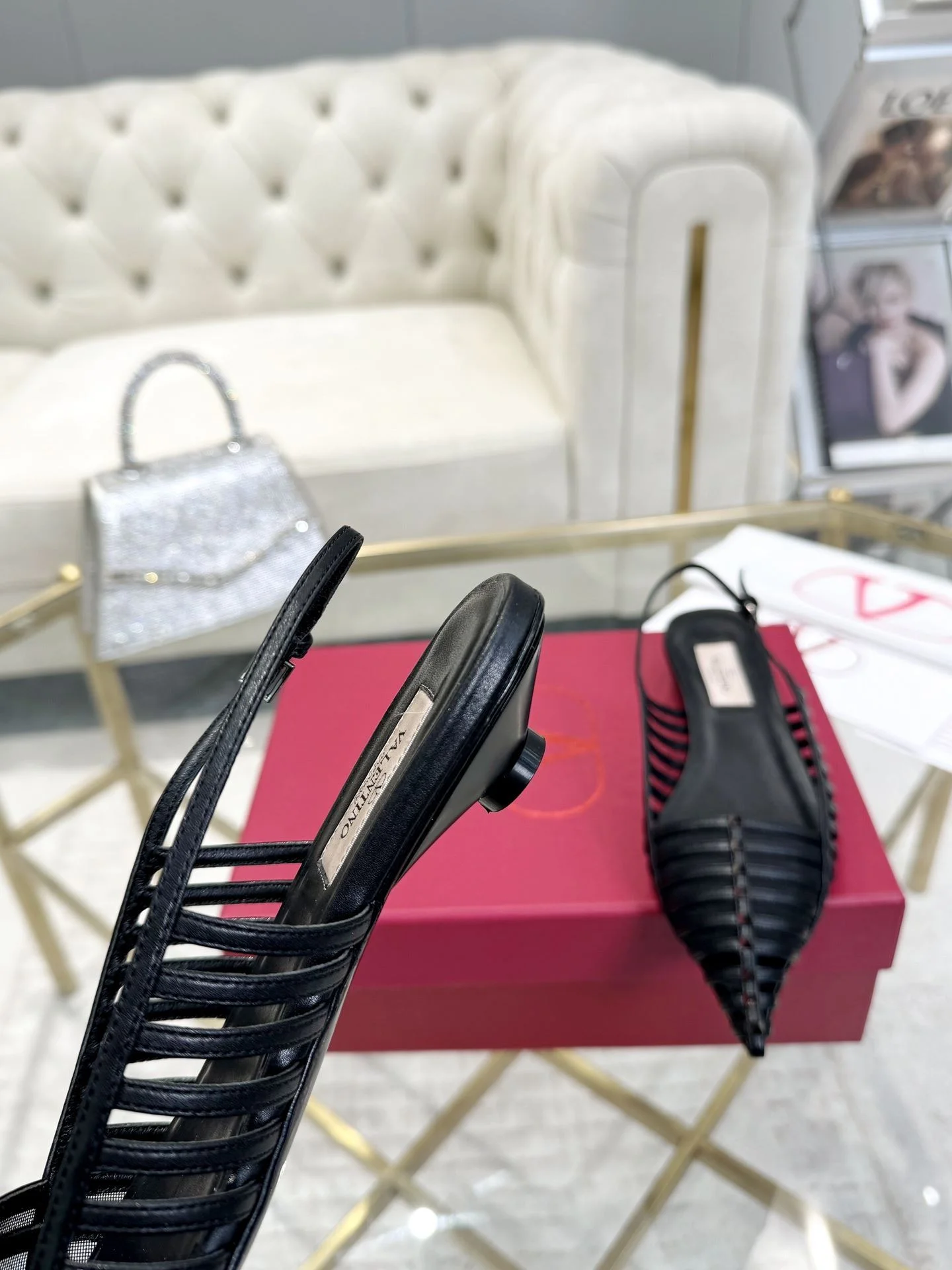 Valentino Sandals UrbanStyle 36054