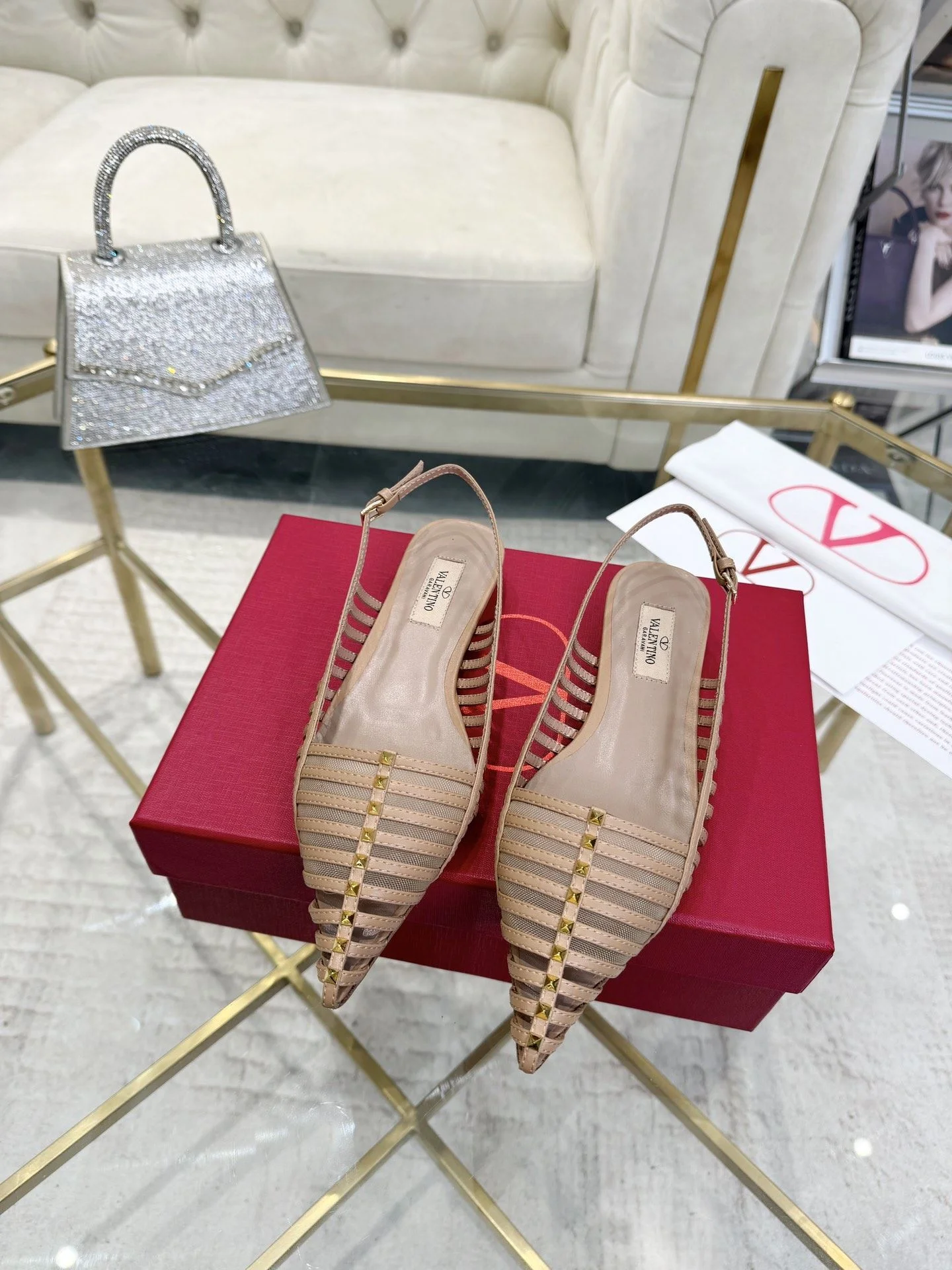 Valentino Sandals Fashionable 36052