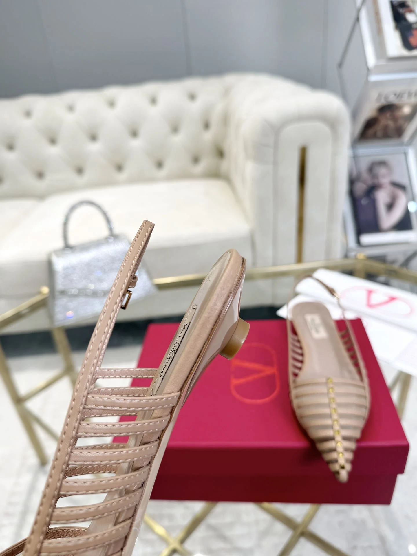 Valentino Sandals Fashionable 36052