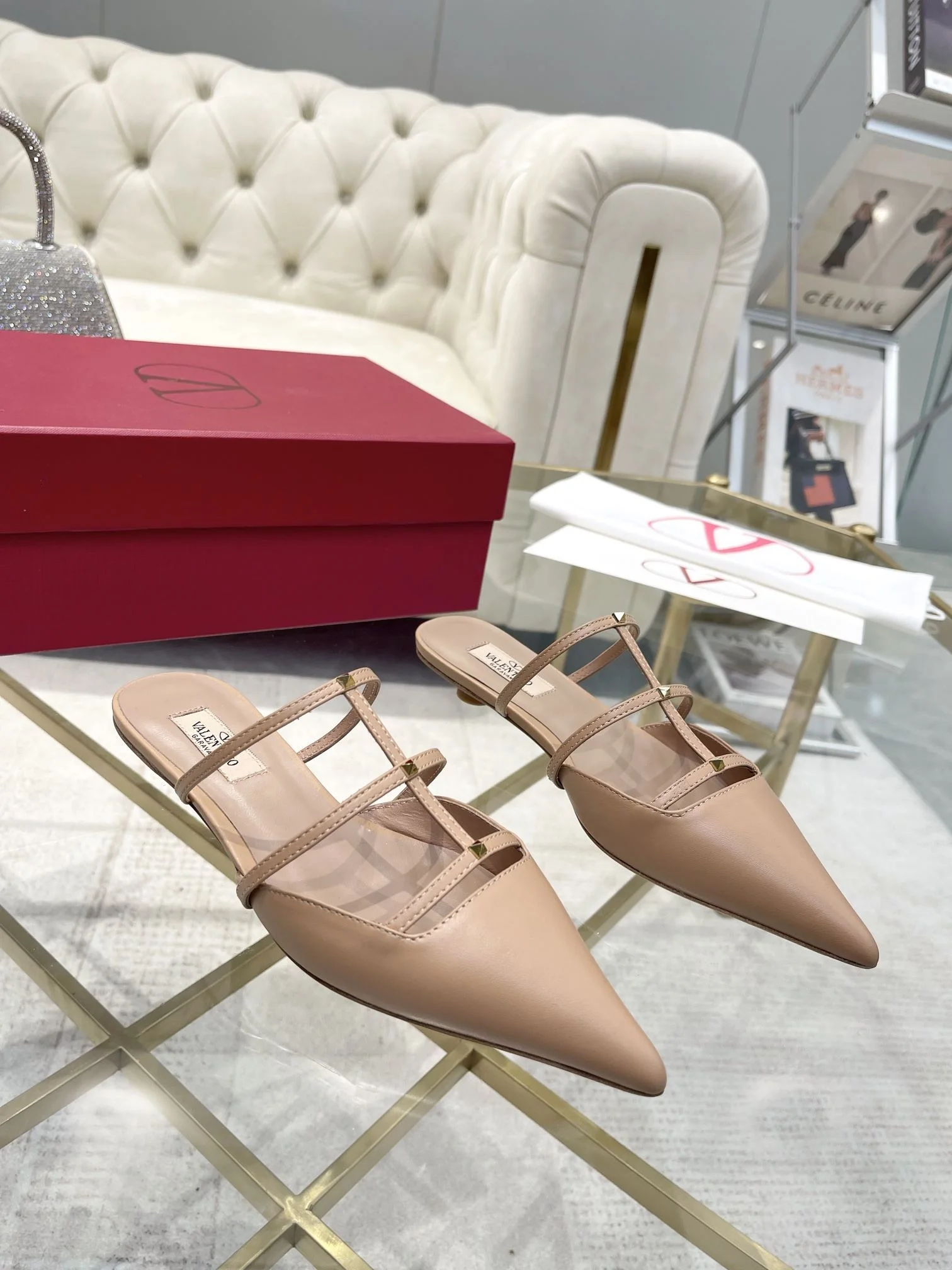 Valentino Sandals Breathable 36051