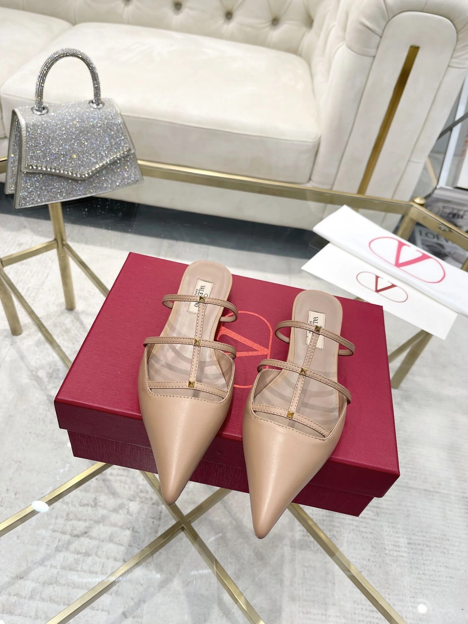 Valentino Sandals Breathable 36051