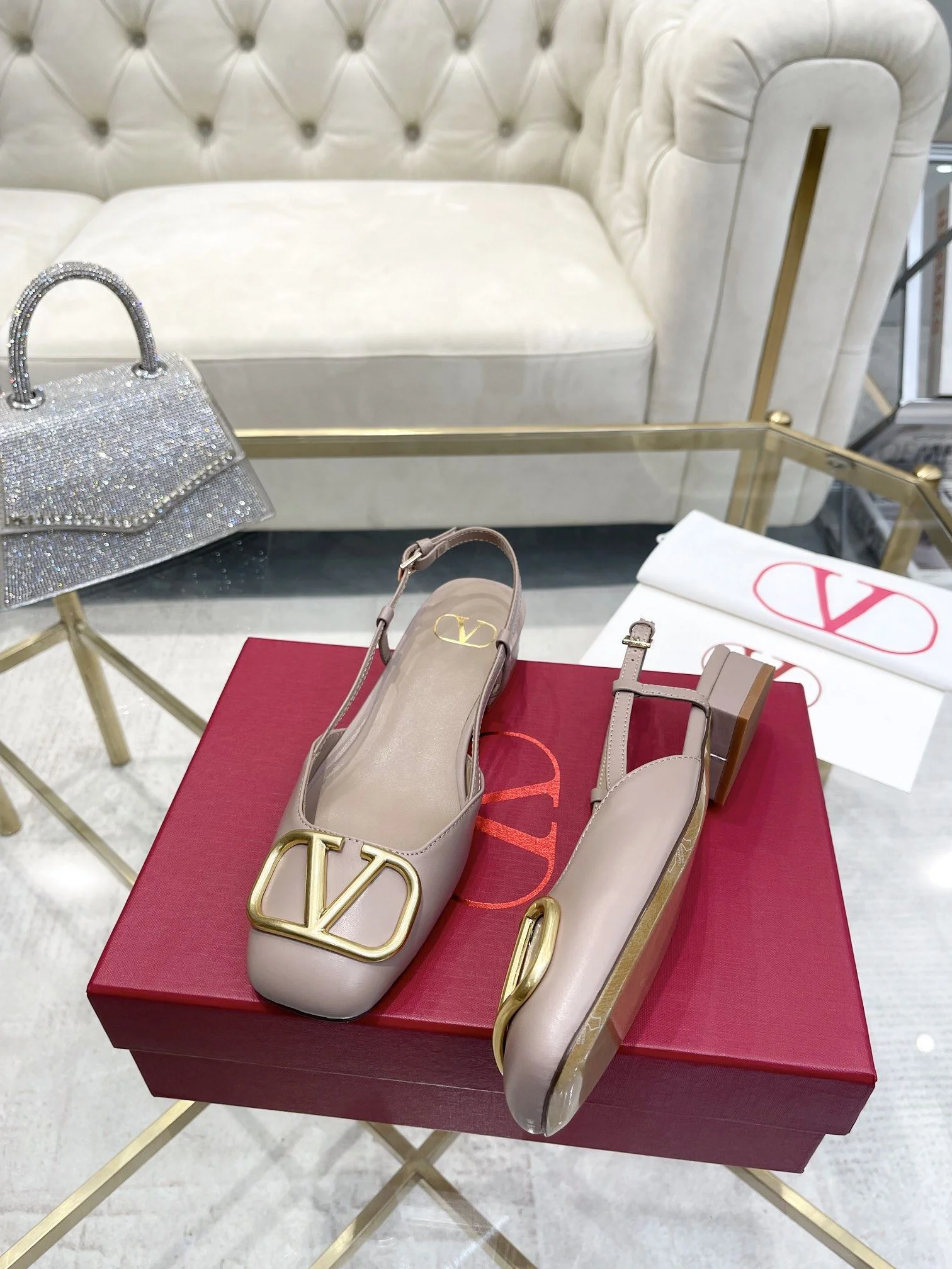 Compact Valentino Sandals 36028