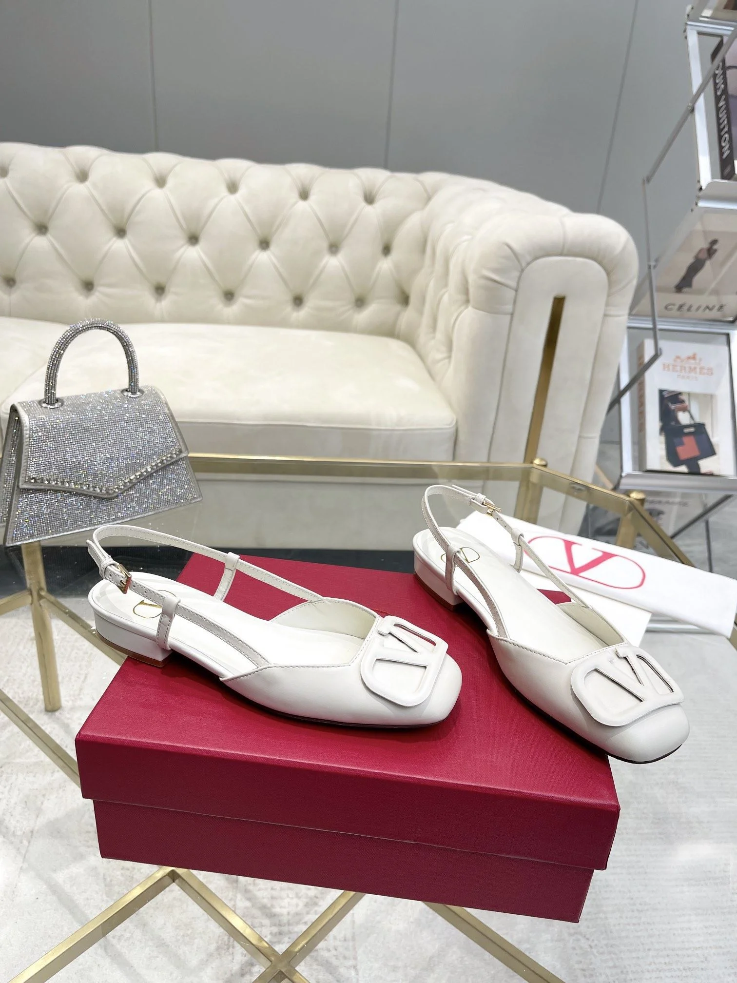 Valentino Sandals Supportive 36046