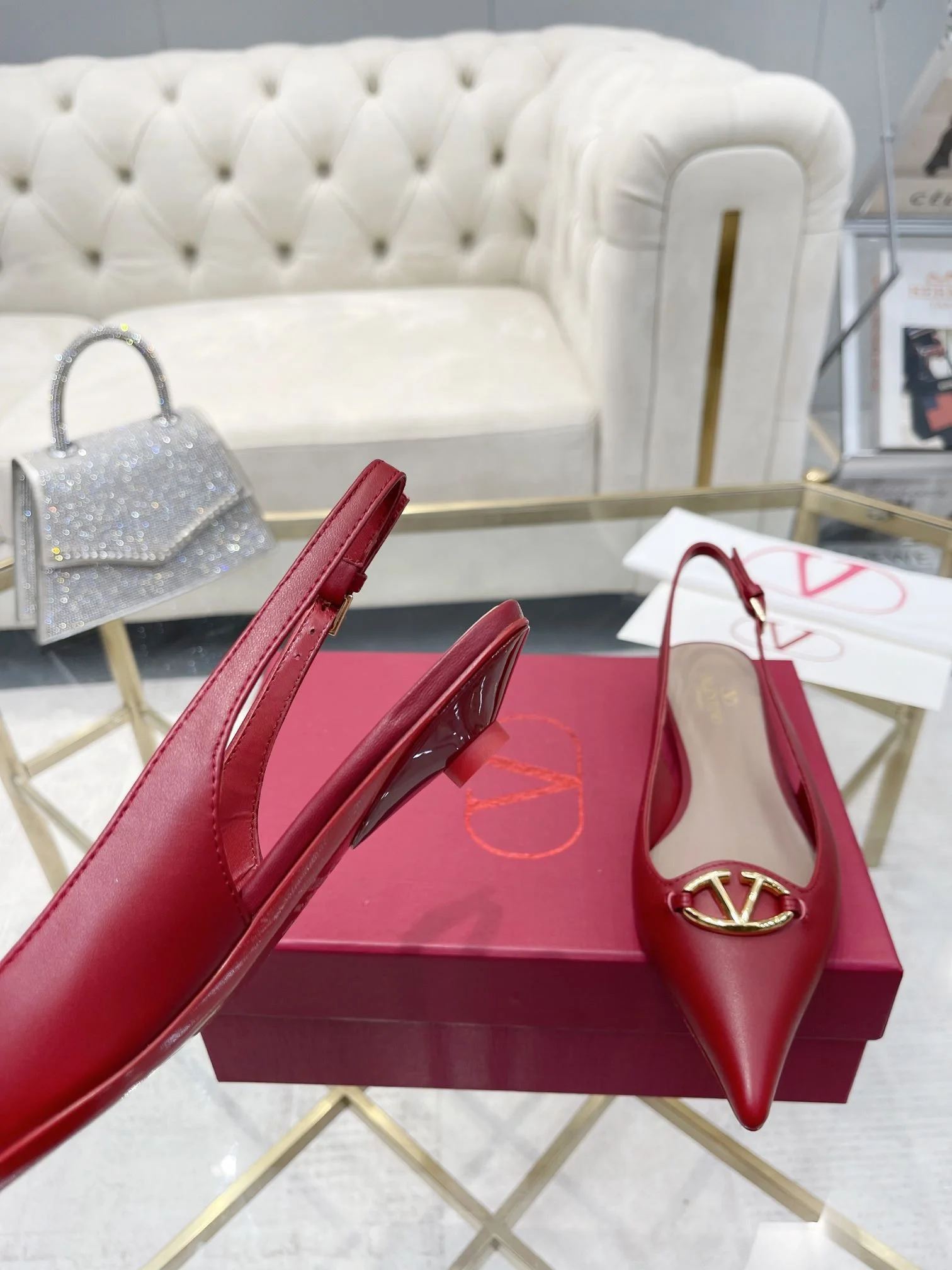 Valentino Sandals Elegant 36035
