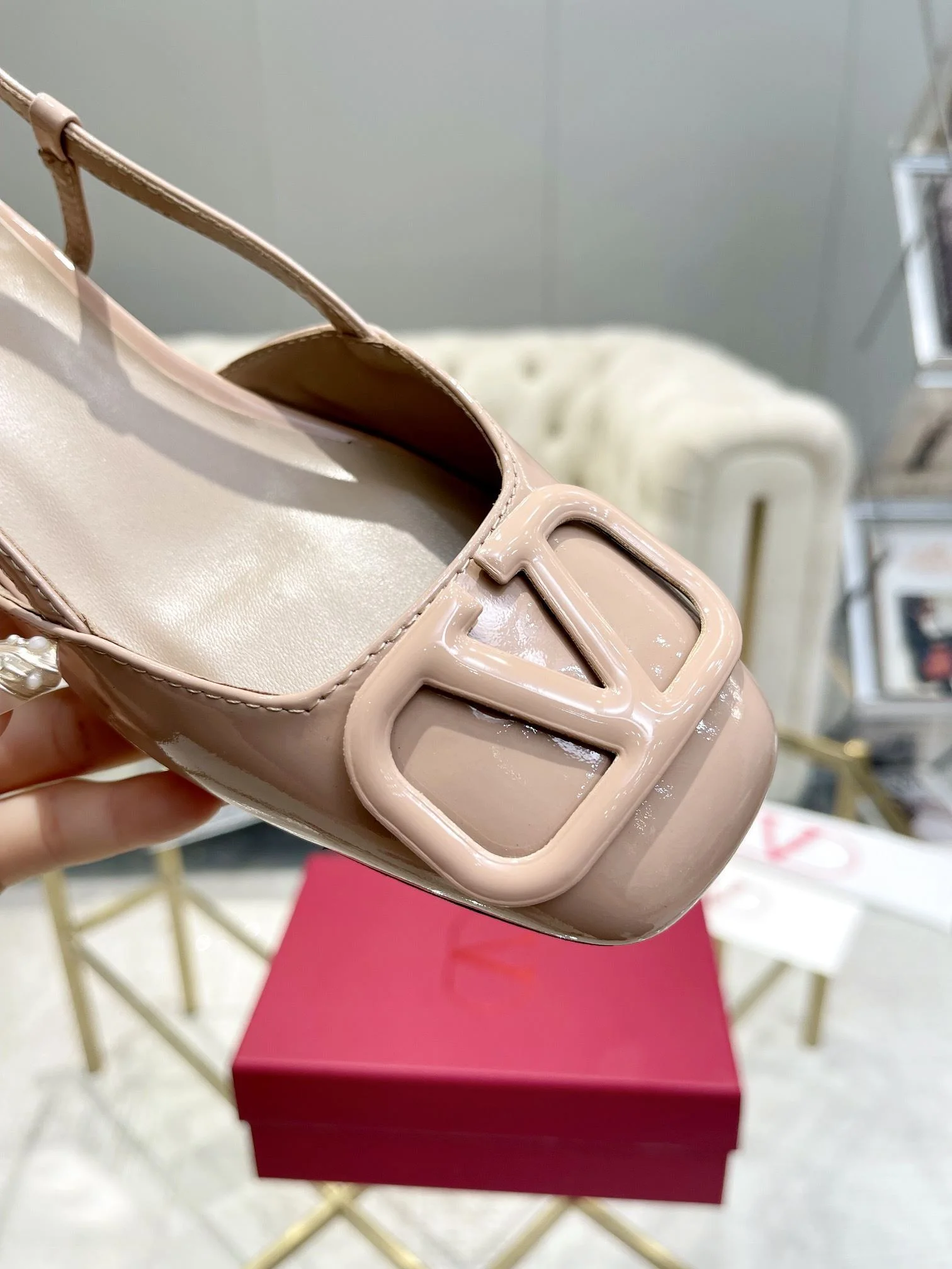 Valentino Sandals Snug 36027
