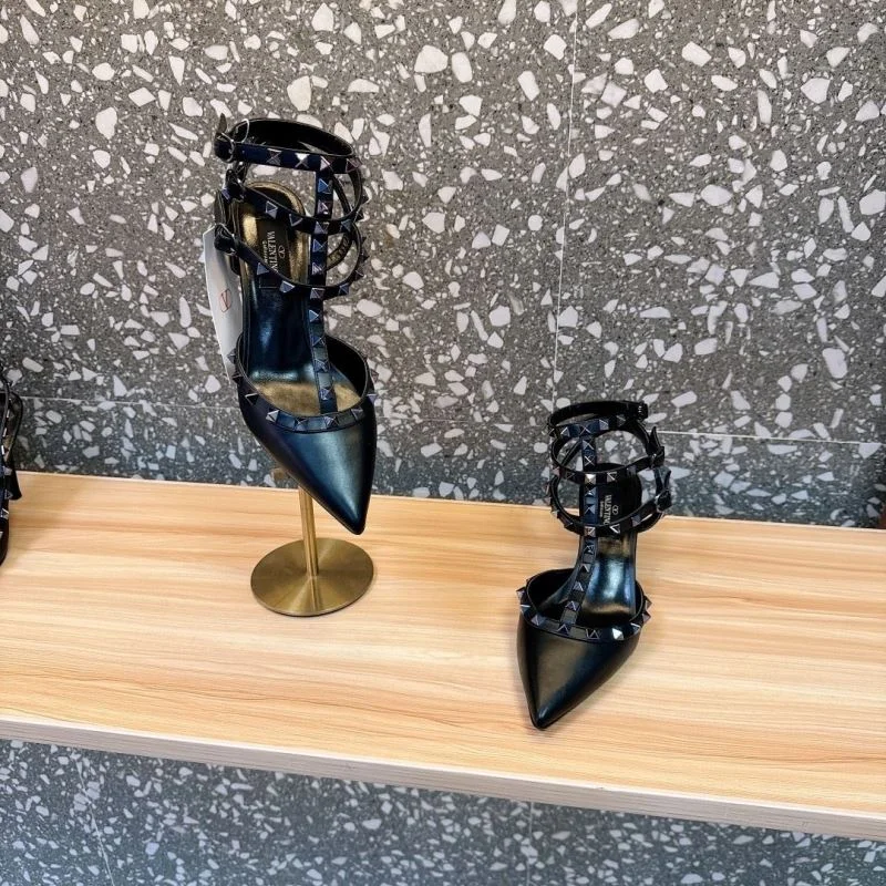 Valentino Sandals Comfortable 36030