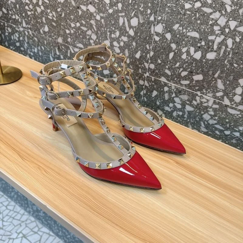 Refined Valentino Sandals 36018