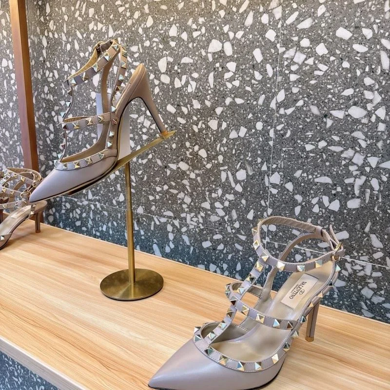 Sustainable Valentino Sandals 36015