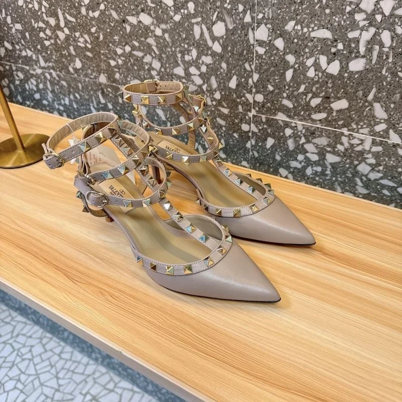 Valentino Sandals NewStyle 36020