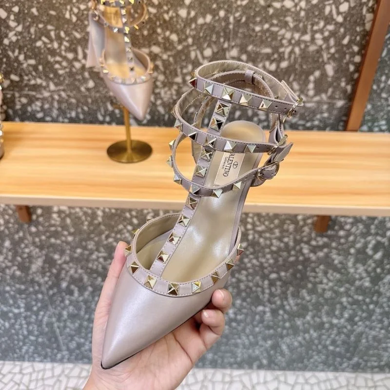 Valentino Sandals NewStyle 36020