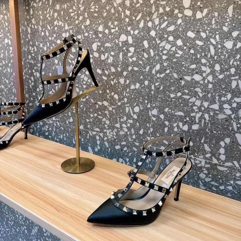 Tailored Valentino Sandals 36022
