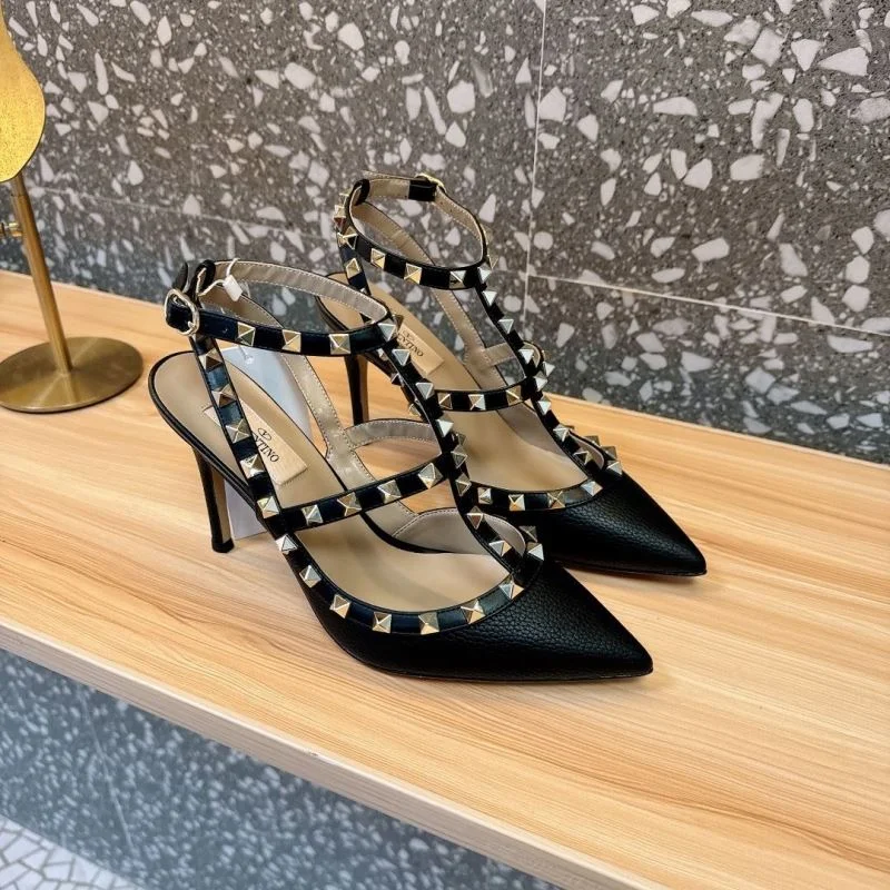 Tailored Valentino Sandals 36022
