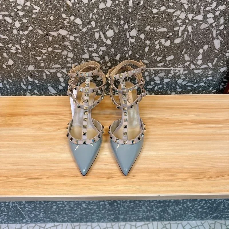 Valentino Sandals Sporty 36025