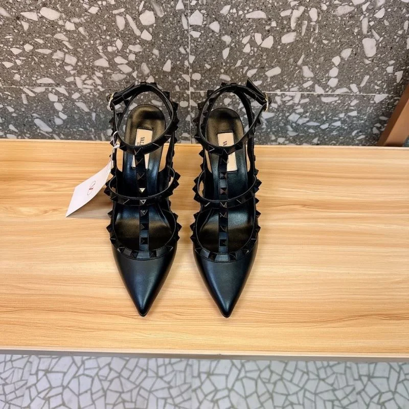 GoAnywhere Valentino Sandals 36010