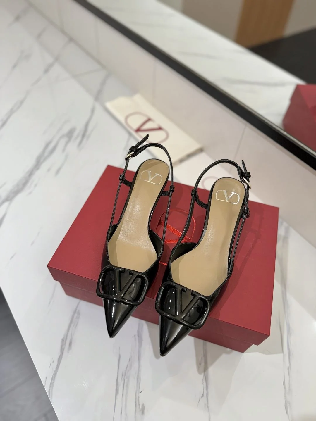 Valentino Sandals Efficient 36007