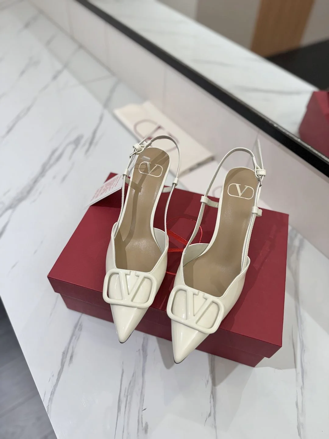 Valentino Sandals Comfortable 35998