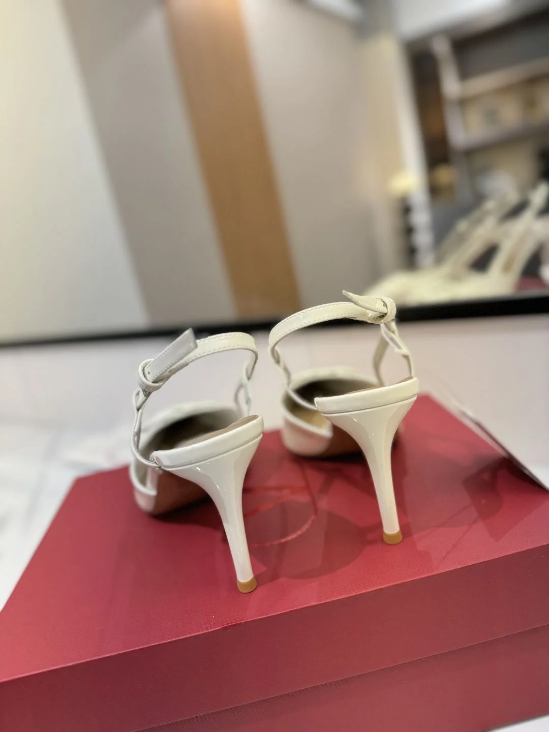 Valentino Sandals Comfortable 35998