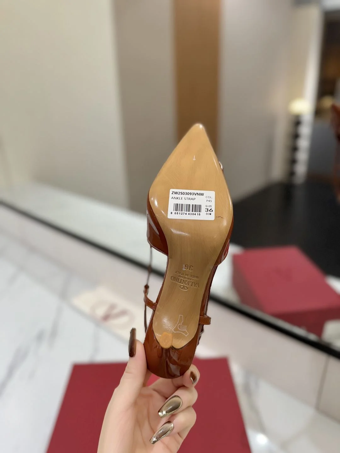 Valentino Sandals Bright 36002