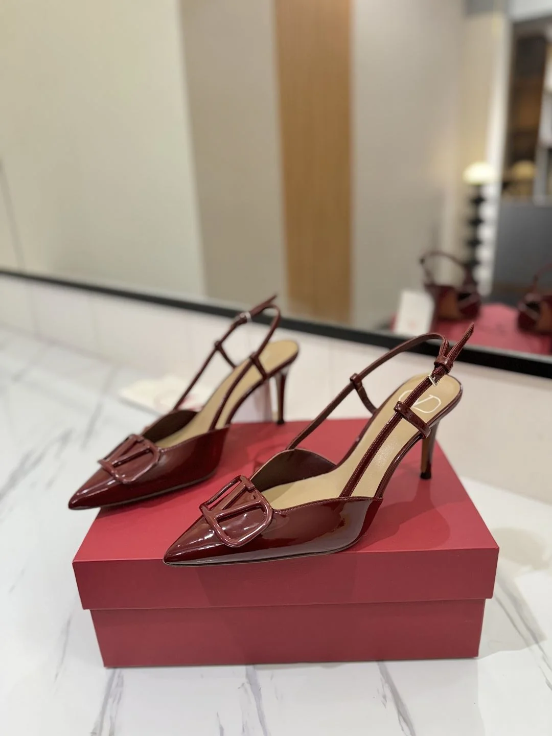 Valentino Sandals FashionForward 35997