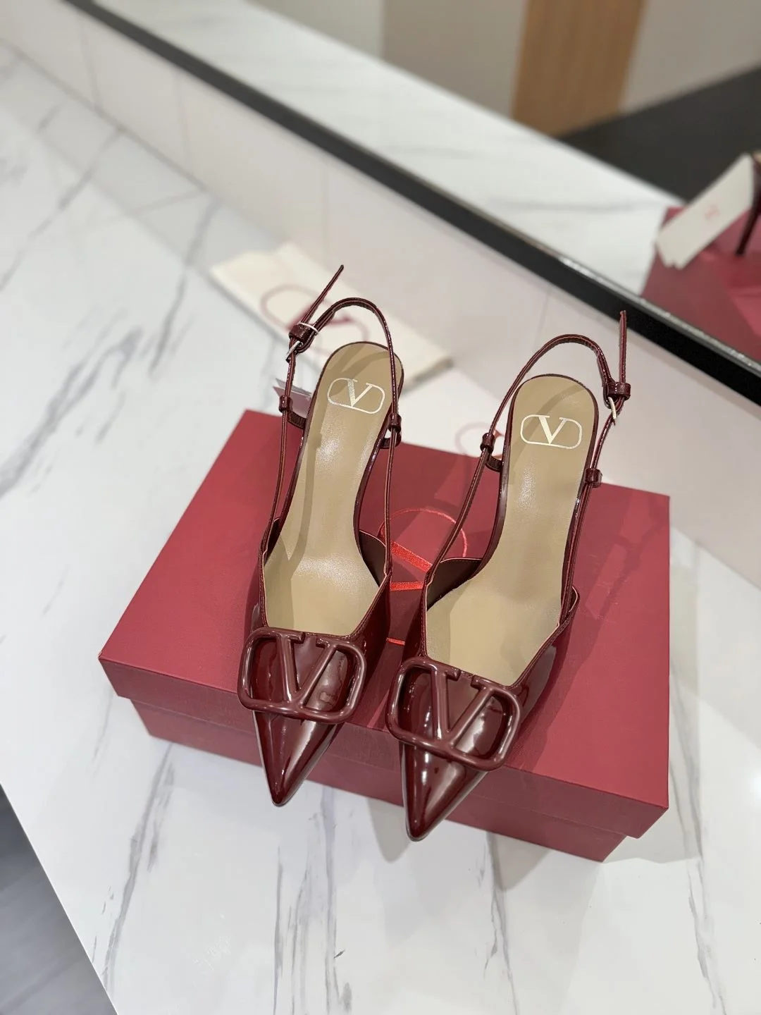 Valentino Sandals FashionForward 35997