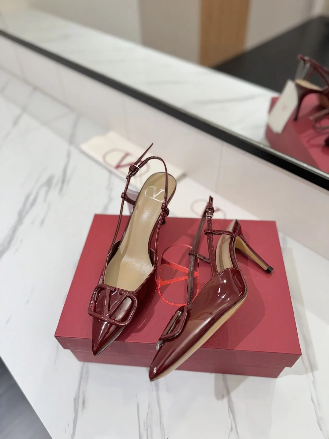 Valentino Sandals FashionForward 35997