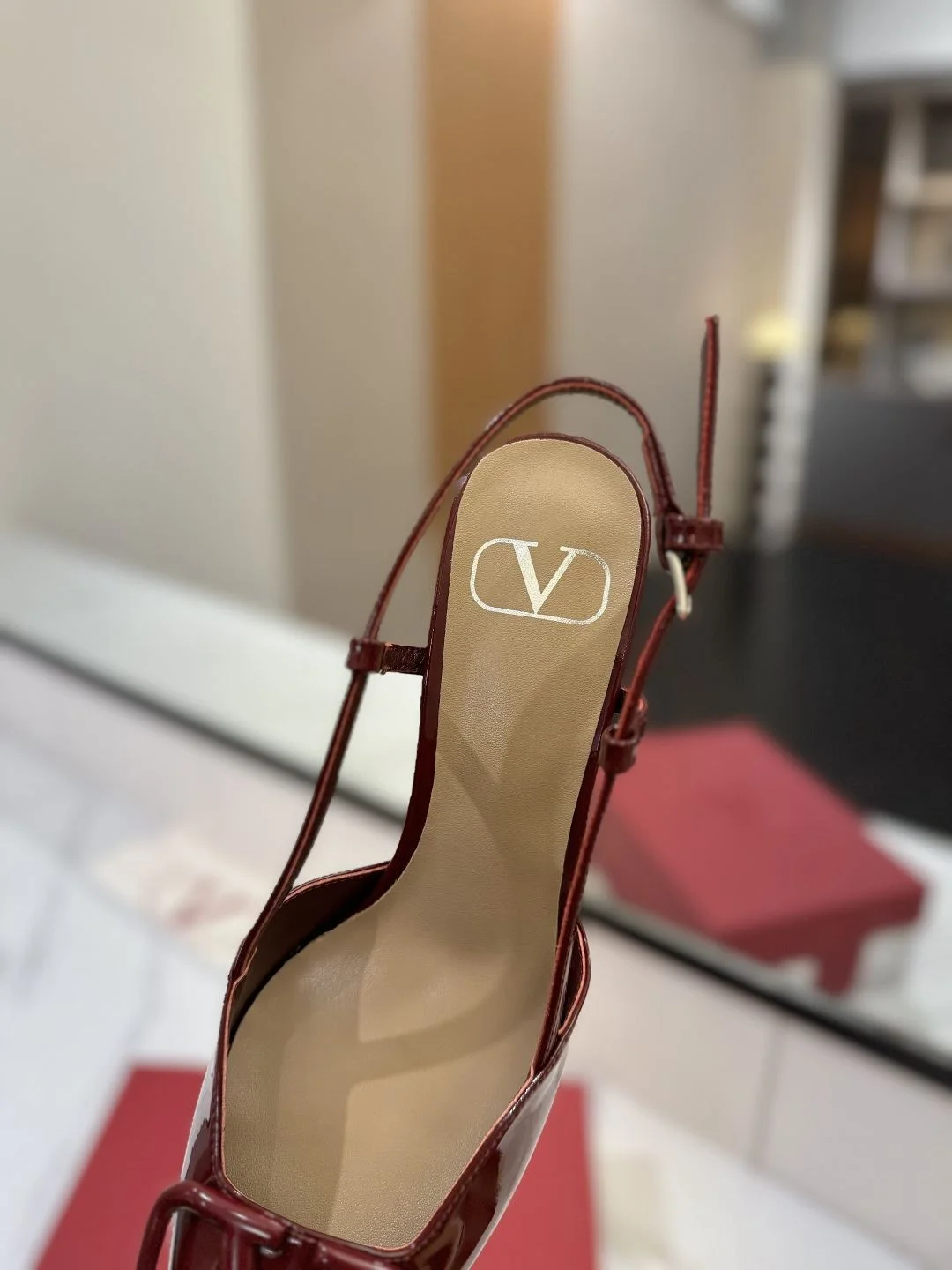 Valentino Sandals FashionForward 35997