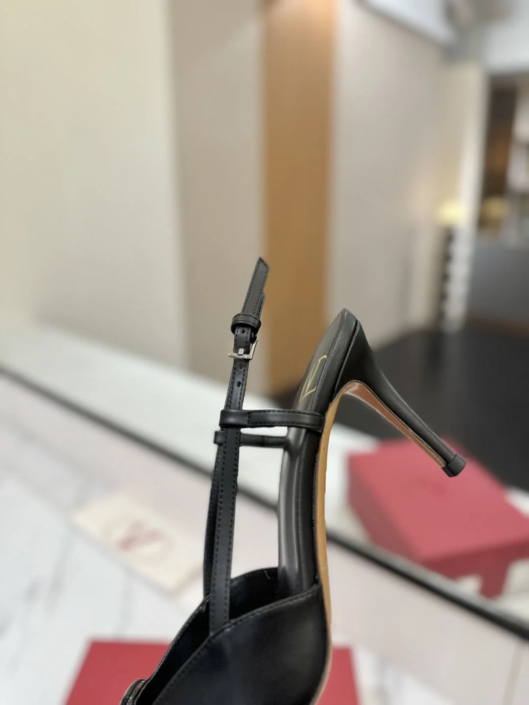 Valentino Sandals AllSeason 35983