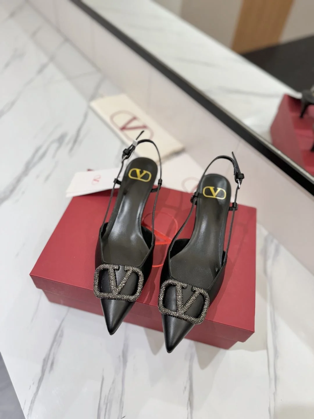 Thermal Valentino Sandals 35969