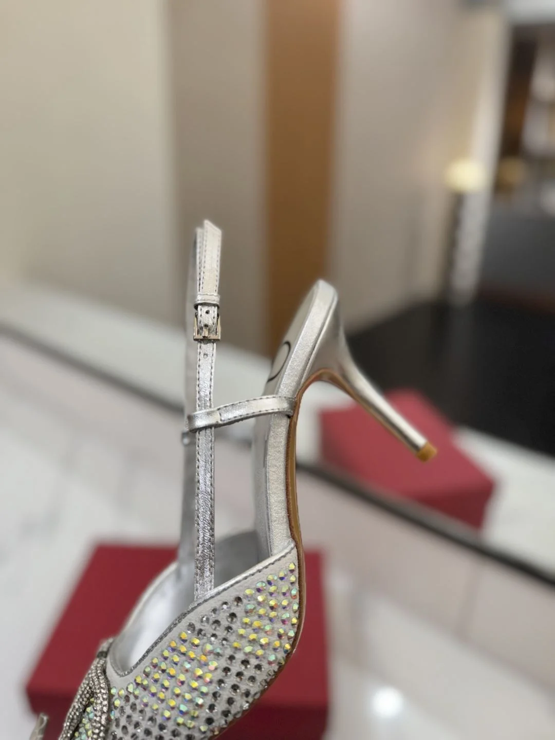 OdorResistant Valentino Sandals 35957