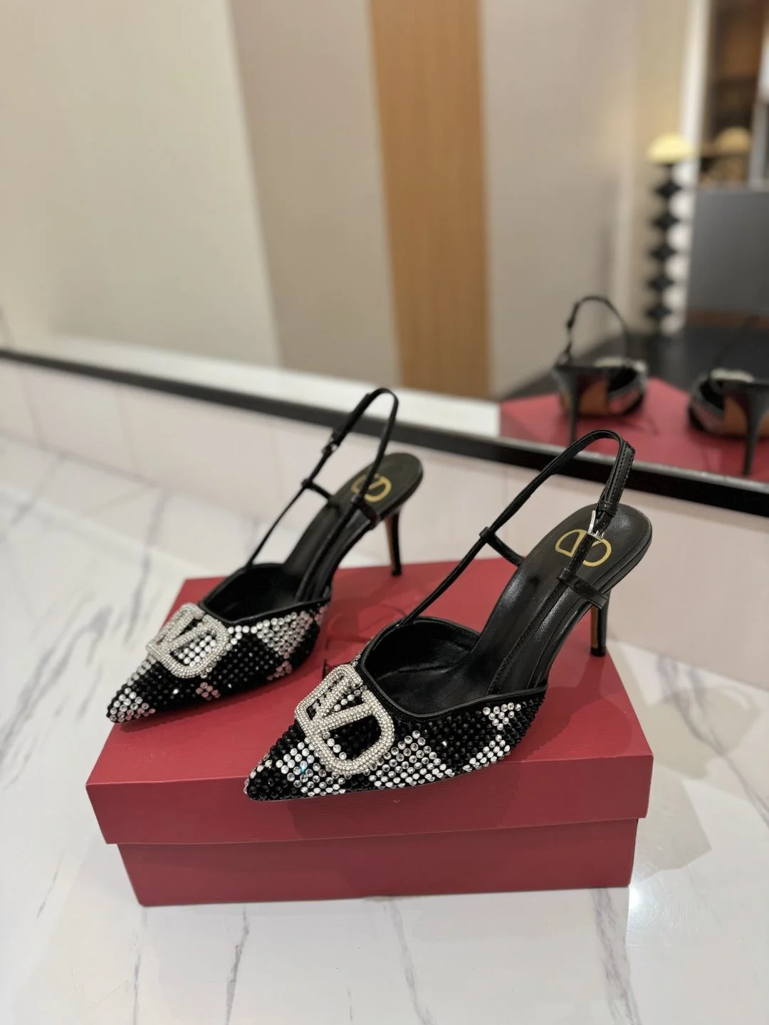 Valentino Sandals AllSeason 35955