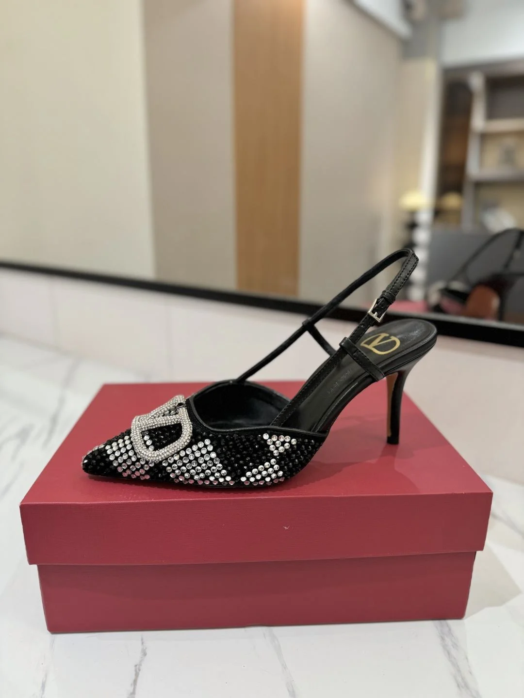 Valentino Sandals AllSeason 35955