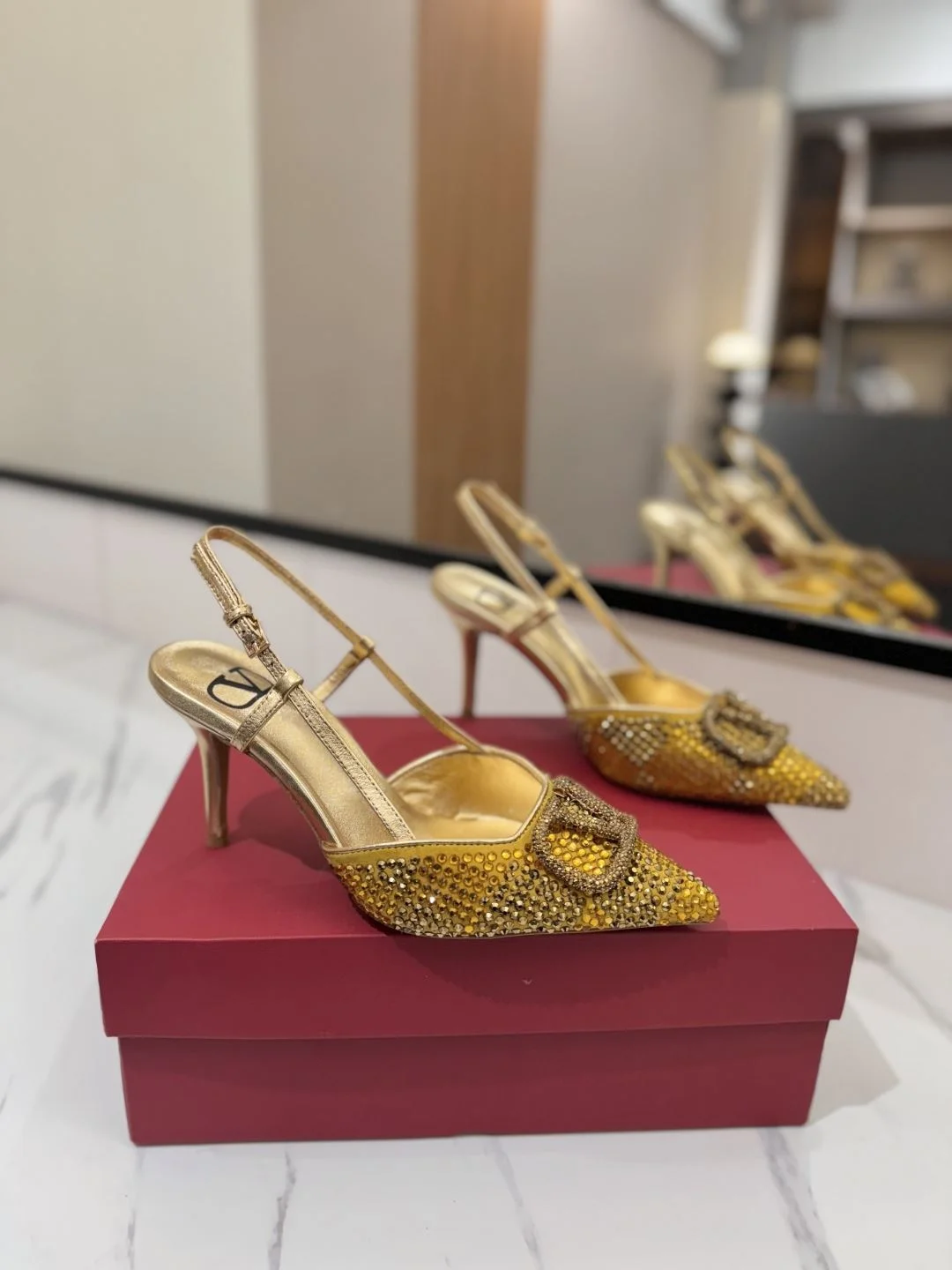 Valentino Sandals SunProtective 35952