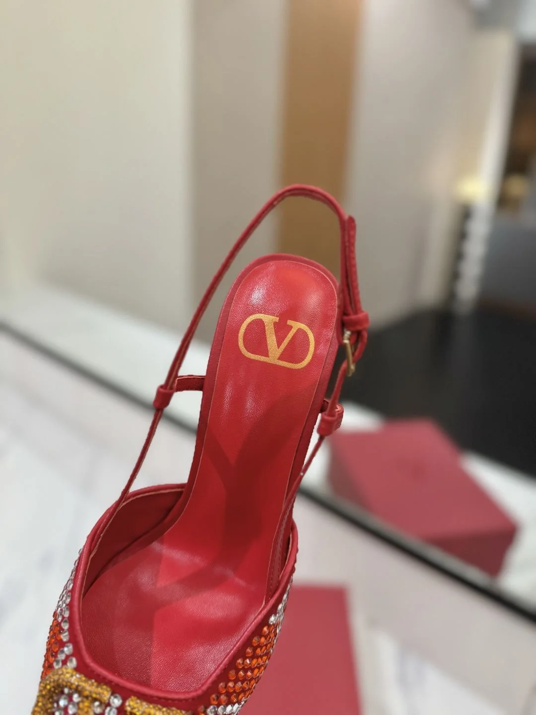 OnTrend Valentino Sandals 35951