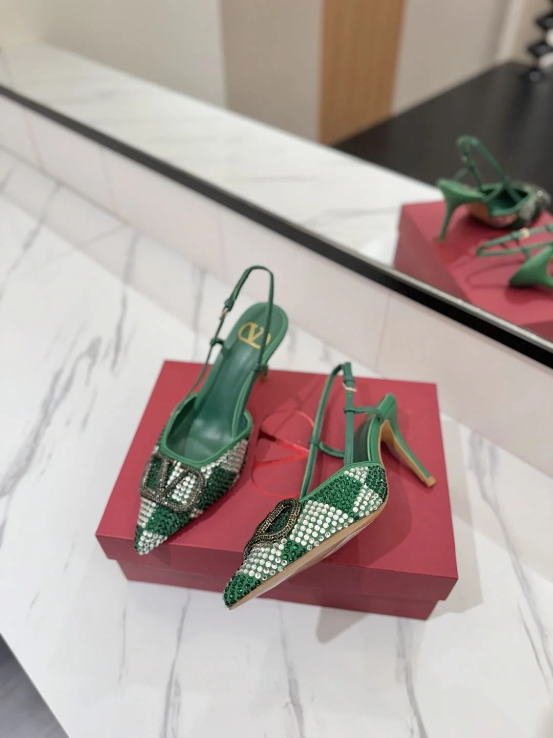 FlexibleFit Valentino Sandals 35956