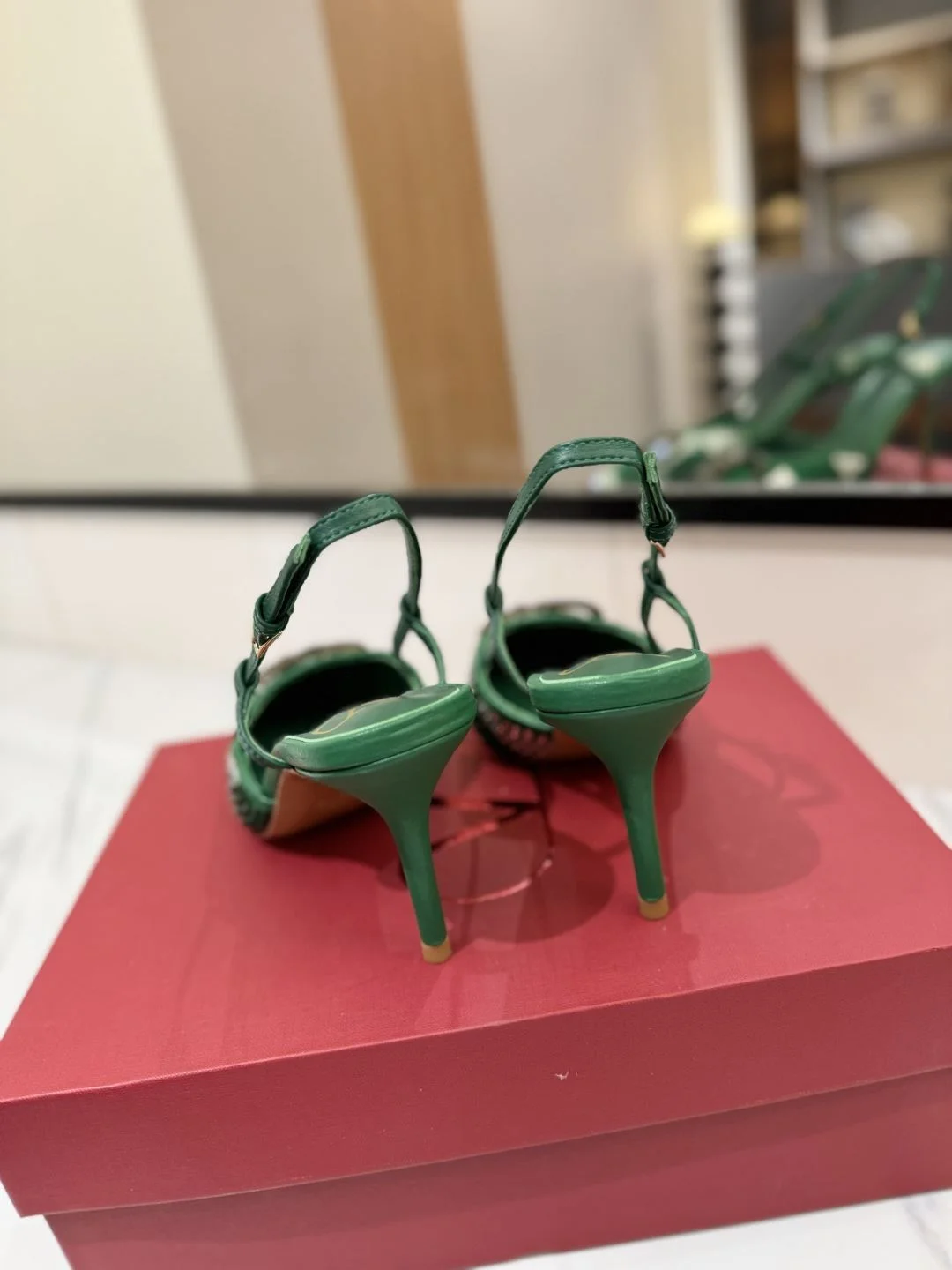FlexibleFit Valentino Sandals 35956